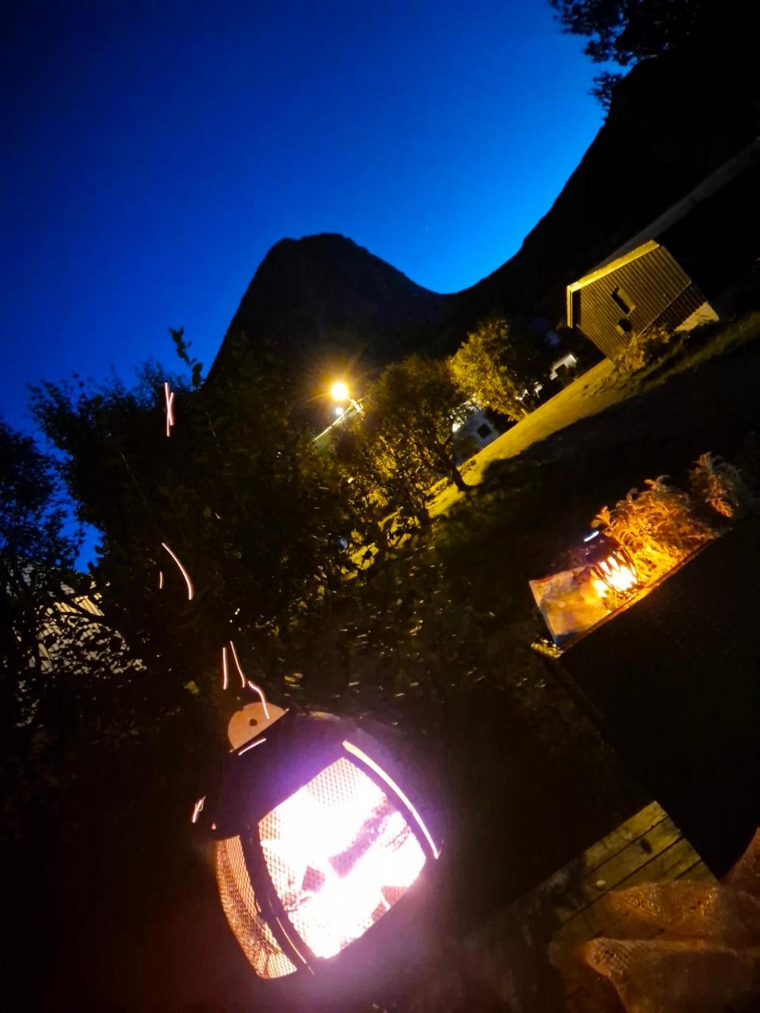 Rigmorhuset Holiday home Fjordgard